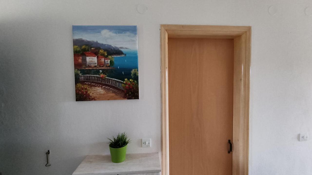 Aloda Summer House Róda Kültér fotó